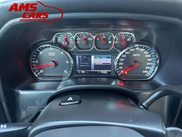 2017 Chevrolet Silverado 1500 Crew Cab - Image 31