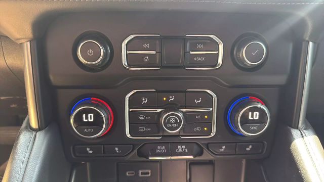 2021 Chevrolet Tahoe - Image 38