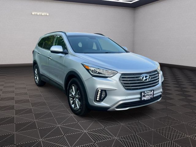 2017 Hyundai Santa Fe - Image 9