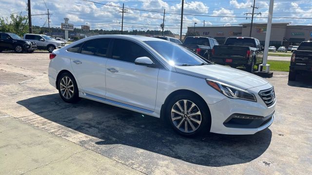 2017 Hyundai Sonata - Image 9
