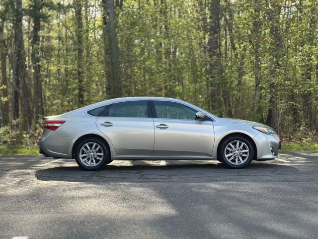 2013 Toyota Avalon Xle Sedan 4d - Image 4
