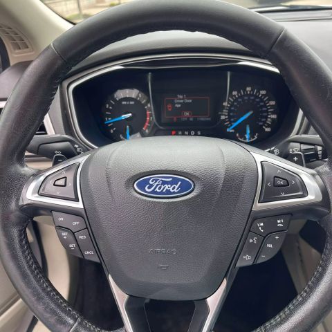 2018 Ford Fusion Se Sedan 4d - Image 36