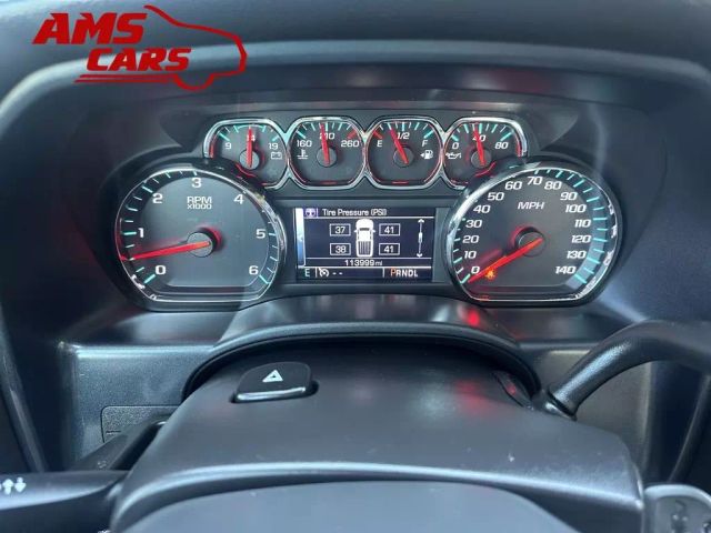 2017 Chevrolet Silverado 1500 Crew Cab - Image 25