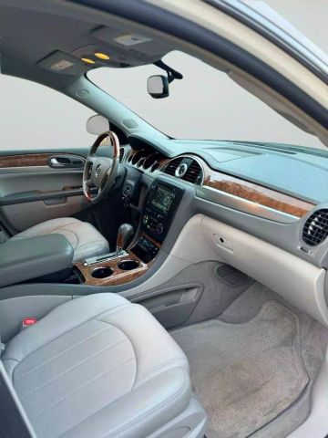 2009 Buick Enclave - Image 25
