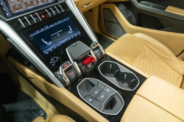 2019 Lamborghini Urus Sport Utility 4d - - Image 33