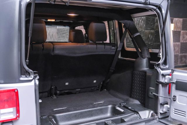 2018 Jeep Wrangler Unlimited Sport S (jk) Sport Utility 4d - Image 47