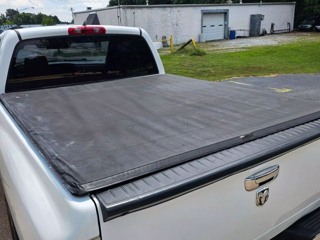 2006 Dodge Ram 1500 Regular Cab - Image 10