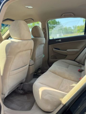 2005 Honda Accord Lx Sedan 4d - Image 19