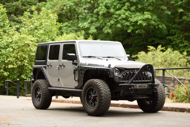 2016 Jeep Wrangler - Image 15