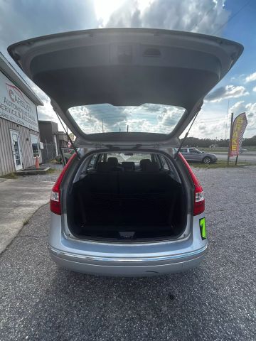2011 Hyundai Elantra - Image 21