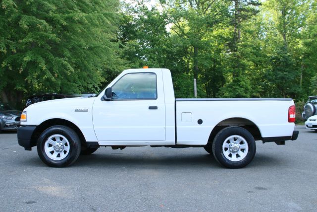 2010 Ford Ranger Regular Cab - Image 4