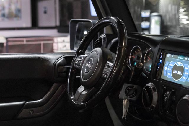 2018 Jeep Wrangler Unlimited Sport S (jk) Sport Utility 4d - Image 16