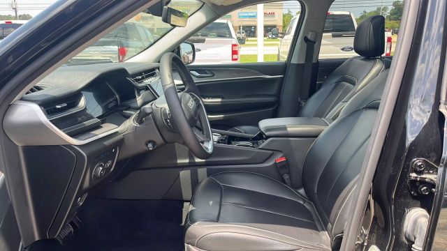 2023 Jeep Grand Cherokee 4xe - Image 18