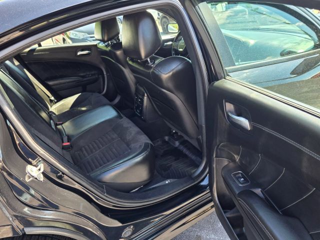 2021 Dodge Charger - Image 13