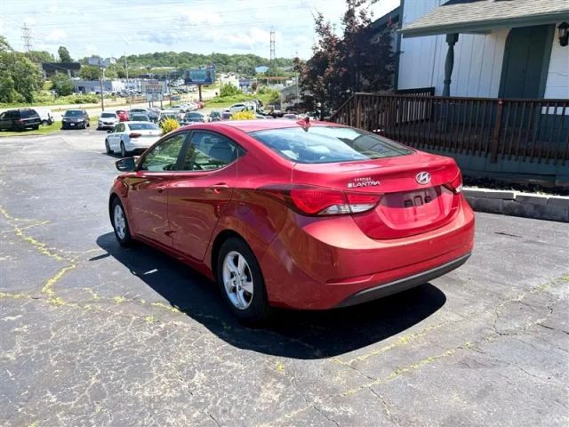 2015 Hyundai Elantra - Image 7