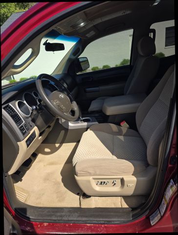 2010 Toyota Tundra Double Cab - Image 9