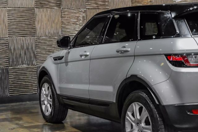 2018 Land Rover Range Rover Evoque Se Premium Sport Utility 4d - Image 12