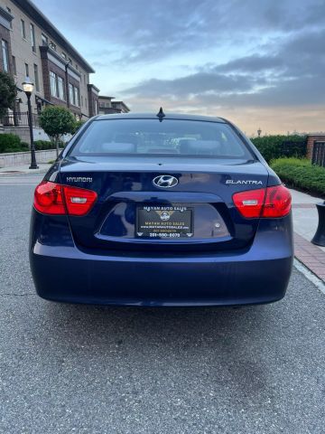 2009 Hyundai Elantra Gls Sedan 4d - Image 8