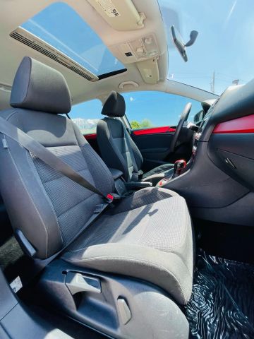 2012 Volkswagen Golf - Image 26