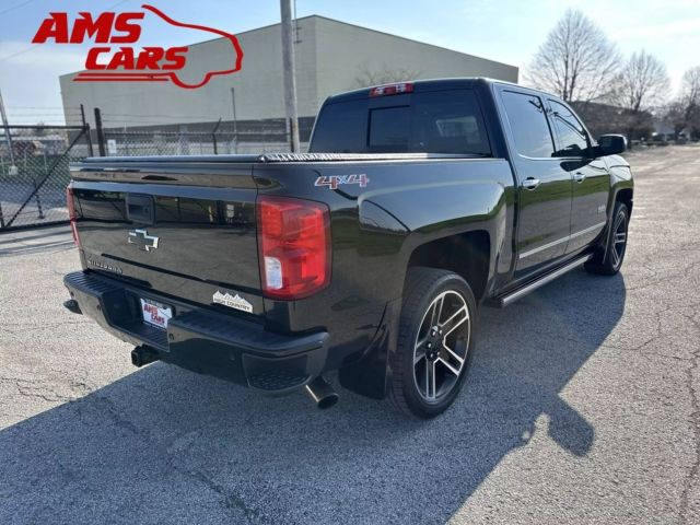 2017 Chevrolet Silverado 1500 Crew Cab - Image 4