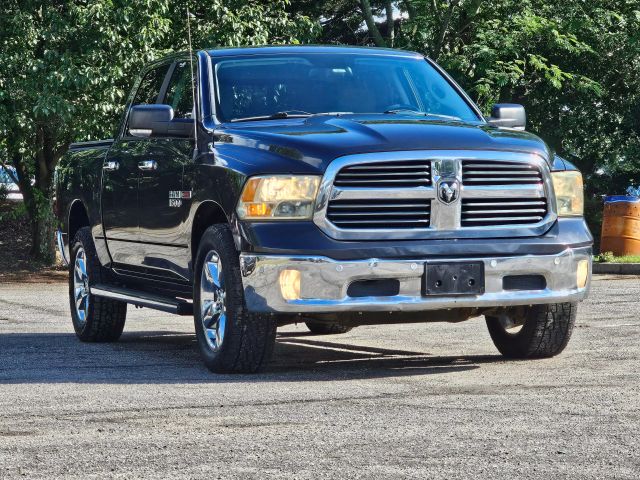 2015 Ram 1500 Crew Cab - Image 3