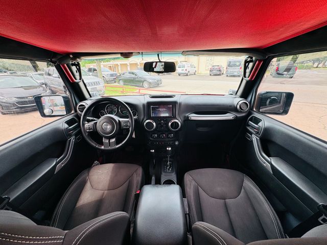2015 Jeep Wrangler - Image 23