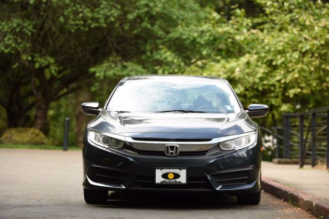 2017 Honda Civic - Image 21
