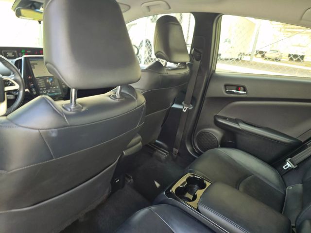 2018 Toyota Prius Prime - Image 35