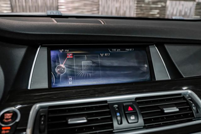 2017 Bmw 5 Series 535i Gran Turismo Xdrive Sedan 4d - Image 35