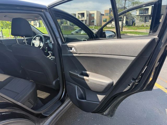 2017 Kia Sportage - Image 23