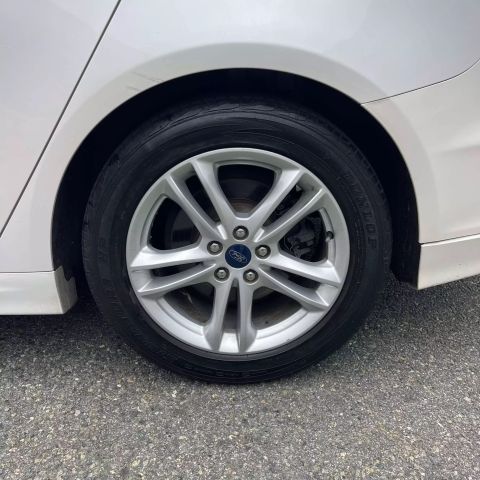 2018 Ford Fusion Se Sedan 4d - Image 21