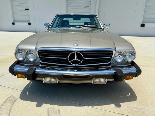 1987 Mercedes-benz 560 Series - Image 48