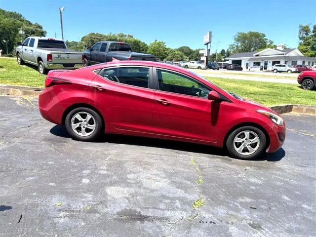 2015 Hyundai Elantra - Image 4