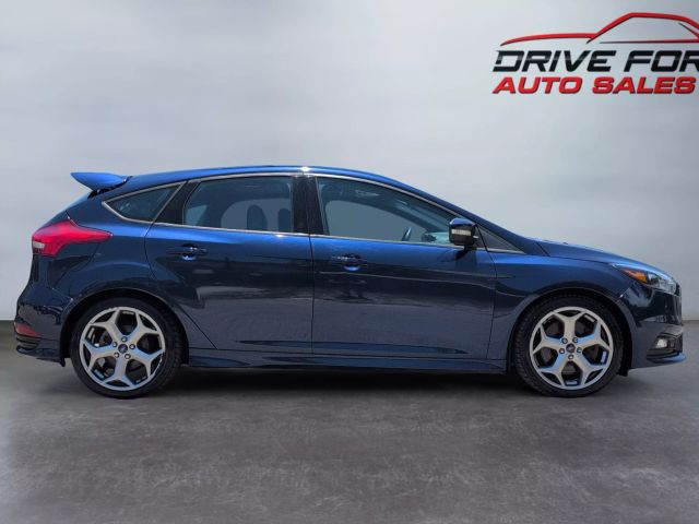 2016 Ford Focus - Image 6