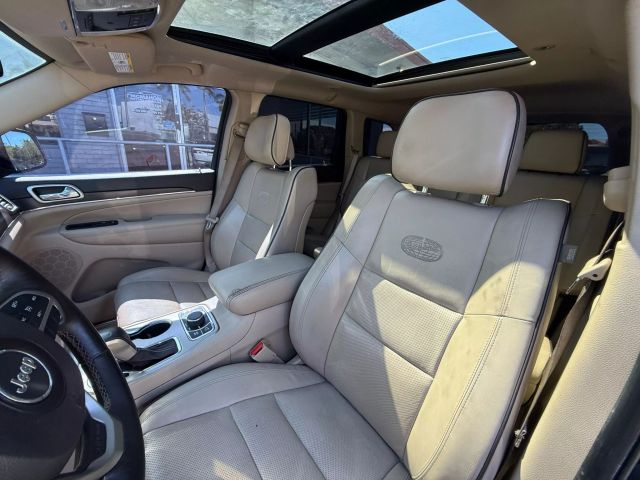 2016 Jeep Grand Cherokee - Image 12