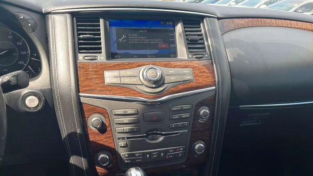 2019 Nissan Armada - Image 20