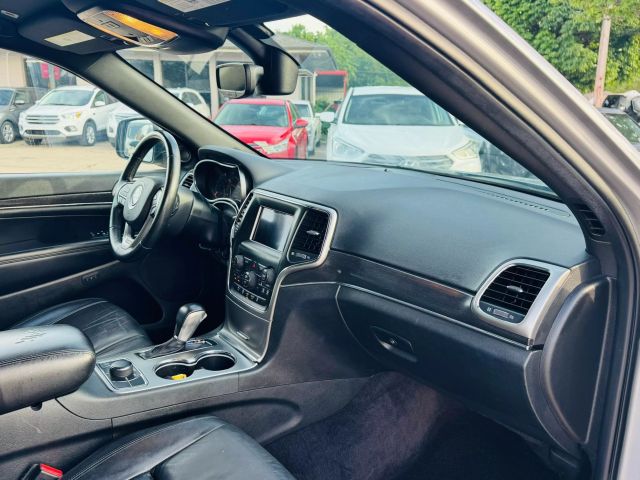 2018 Jeep Grand Cherokee - Image 21