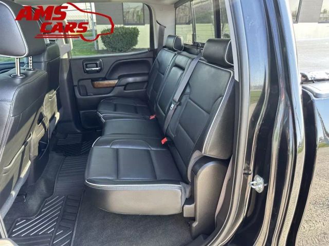 2017 Chevrolet Silverado 1500 Crew Cab - Image 13