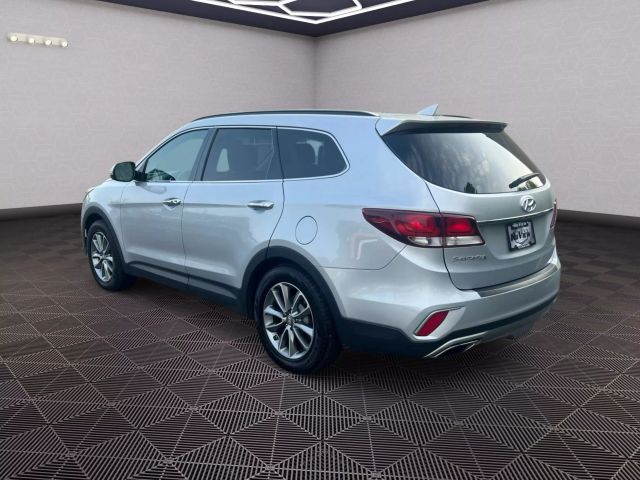 2017 Hyundai Santa Fe - Image 3