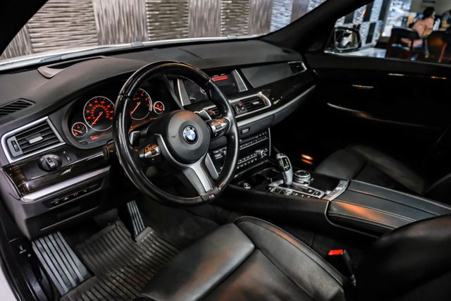 2017 Bmw 5 Series 535i Gran Turismo Xdrive Sedan 4d - Image 3