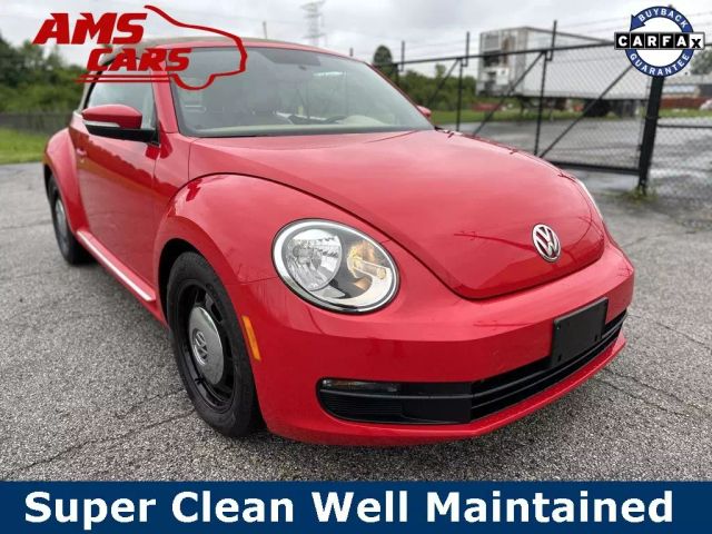 2013 Volkswagen Beetle - Image 10