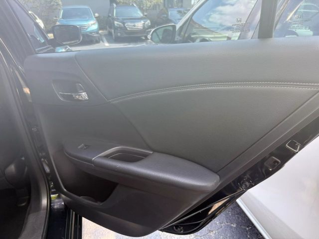 2016 Honda Accord - Image 26