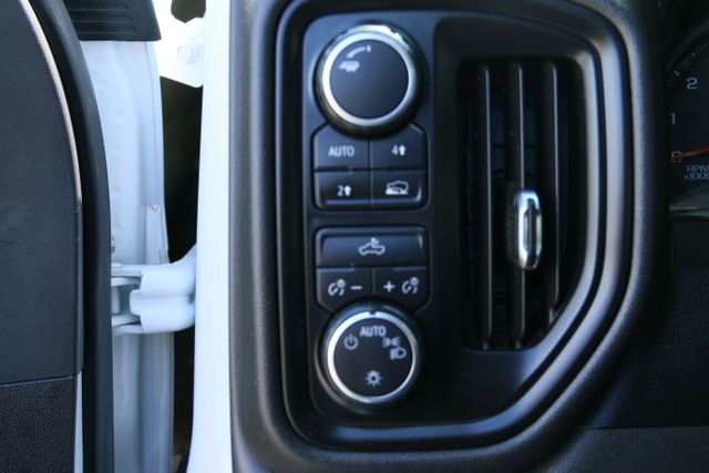 2019 Chevrolet Silverado 1500 Regular Cab - Image 12