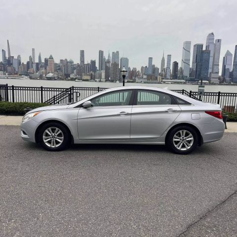 2011 Hyundai Sonata Gls Sedan 4d - Image 7