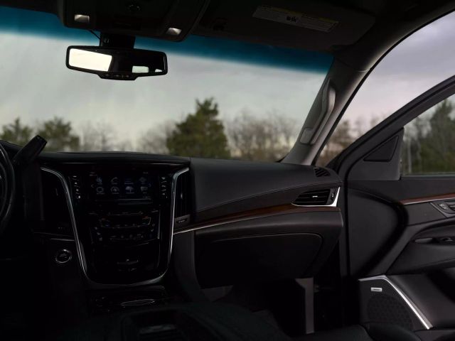 2020 Cadillac Escalade Esv - Image 16