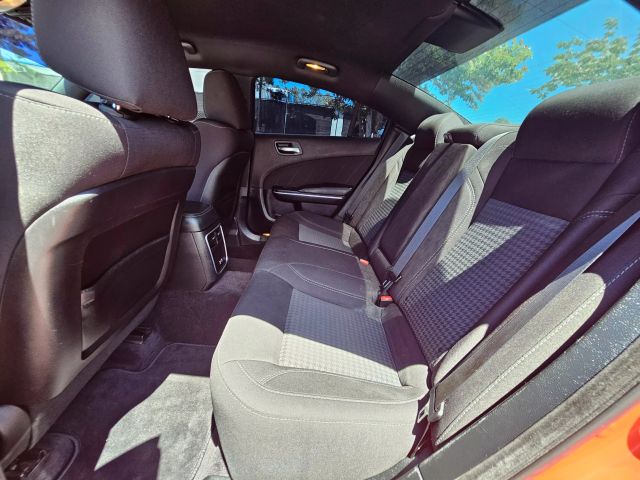 2018 Dodge Charger - Image 16