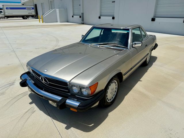 1987 Mercedes-benz 560 Series - Image 44
