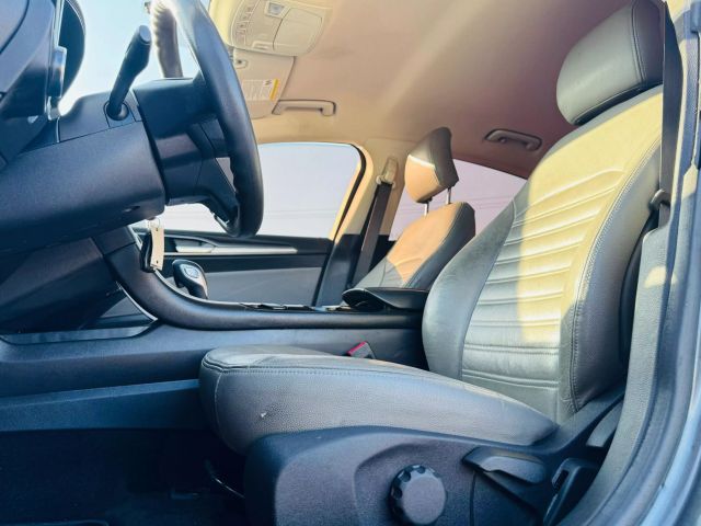 2016 Ford Fusion - Image 14