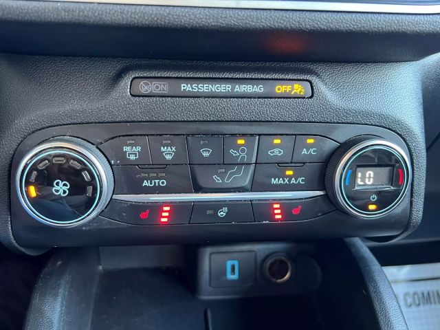 2020 Ford Escape - Image 30
