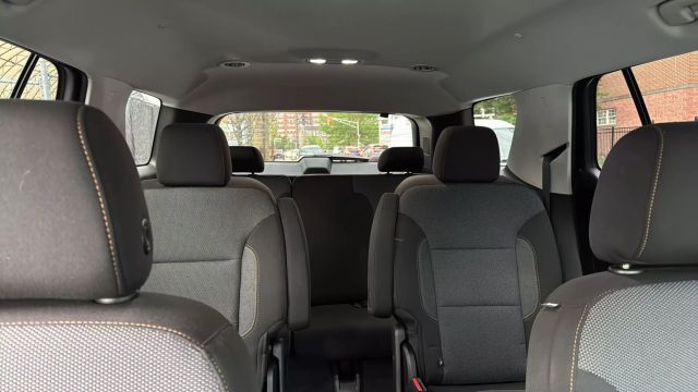2021 CHEVROLET TRAVERSE SUV V6, 3.6 LITER LT SPORT UTILITY 4D